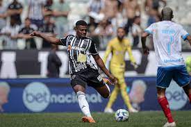 Atlético-MG bate Bahia com gol de Paulinho e vence segundo jogo seguido pelo Brasileirão