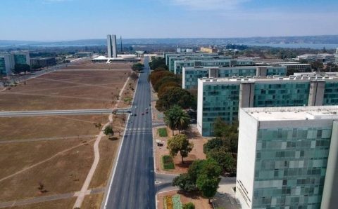 Servidores federais terão novas regras de trabalho; entenda