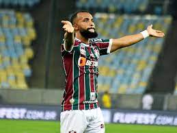 Samuel Xavier prega foco do Fluminense no Brasileirão após classificação na Libertadores
