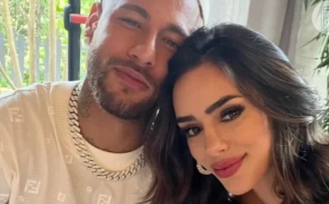 Equipe de Neymar explica relação do jogador com Bruna Biancardi após vídeos do atleta em festa com mulheres
