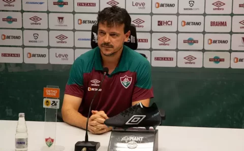 Diniz admite a possibilidade de escalar Marcelo como meia no Fluminense