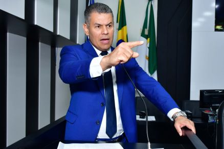 MT:  Mais 2 vagas Vereador critica aumento de cadeiras na Câmara e diz que muitos “não trabalham”