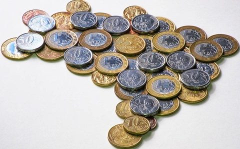 Expectativa de crescimento econômico sobe de 2,5% para 3,2% em 2023