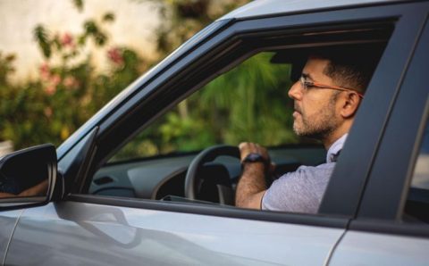 O que muda para motorista de Uber após Justiça determinar contratação?