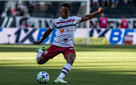 Fluminense se preocupa com lesão de Arias em momento decisivo da temporada