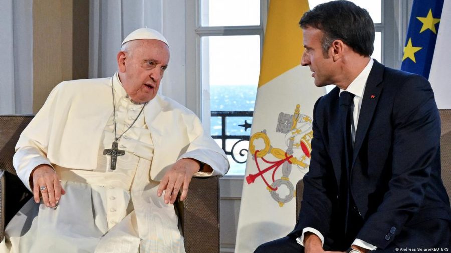 Papa diz que Mediterrâneo virou “cemitério” e cobra UE