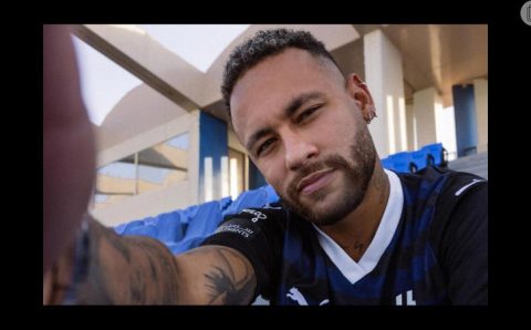 Nova amante revelada! Neymar vive caso ‘intenso e apaixonado’ com modelo que passou aniversário com ele, diz jornal