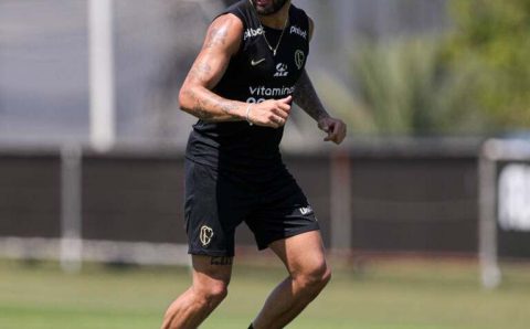 Com titulares em campo, Corinthians avança em preparação para semi da Sul-Americana