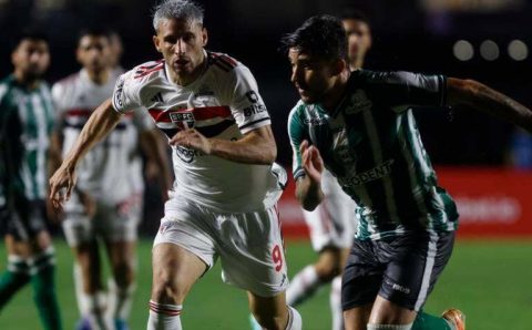 Dorival revela papo com Calleri para adiar cirurgia: “Grande profissional”