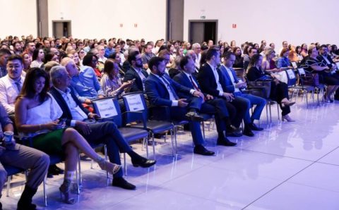 MT:  Cerca de 800 servidores de prefeituras de MT participaram de Simpósio sobre a Nova Lei de Licitações e Contratos