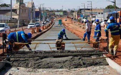 MT:  BRT TRAVADO:   Obras do BRT são paralisadas em Várzea Grande para população ser ouvida sobre mudanças e rota