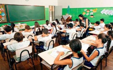 MT: EDUCAÇÃO INTEGRAL:   Prefeitos de 78 municípios de MT se recusam a aderir à programa de escola integral