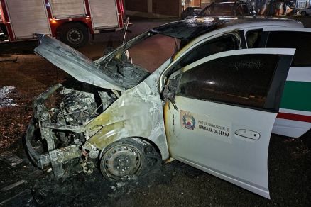 Facção incendia carros em Tangará; um deles era da Prefeitura