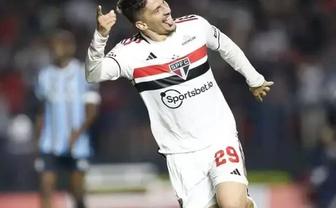 Autor de um dos gols do São Paulo, Pablo Maia comemora vitória “importante” sobre o Grêmio