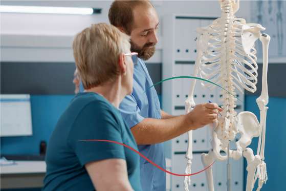 MT:  ALERTA:  Osteoporose é doença silenciosa que pode levar a graves fraturas, alerta médico