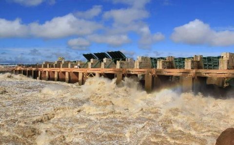 Amazônia: Hidrelétrica Santo Antônio é desligada devido à seca