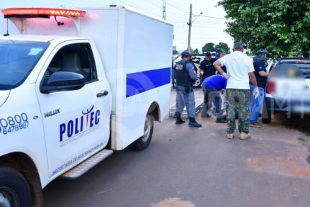 Morador reage e mata ladrões que faziam sua família refém em MT