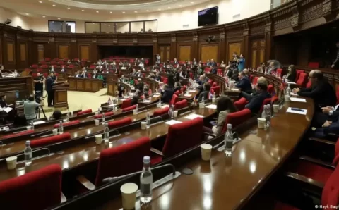 Armênia ratifica adesão ao TPI e irrita Rússia