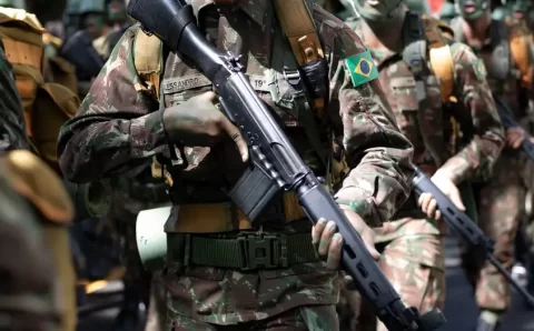 Furto de armas expõe problemas e afeta imagem do Exército