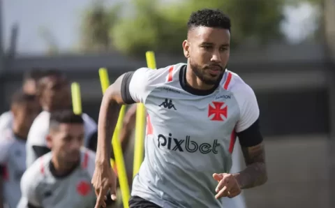 Punido pelo STJD, Jair desfalca o Vasco diante do São Paulo; clube tenta efeito suspensivo
