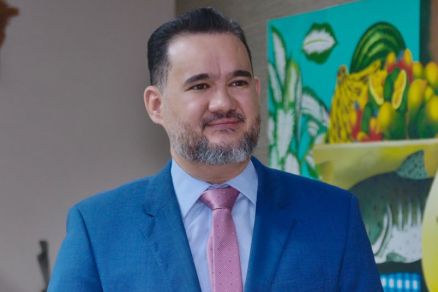 MT:  EMBATE JURÍDICO: Justiça nega elevar prêmio-saúde para enfermeiros e técnicos