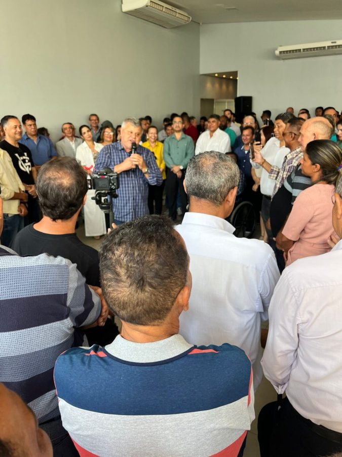 MT:  Vice-prefeito Stopa reúne mais de 700 pessoas em celebração de aniversário em bairro nobre de Cuiabá