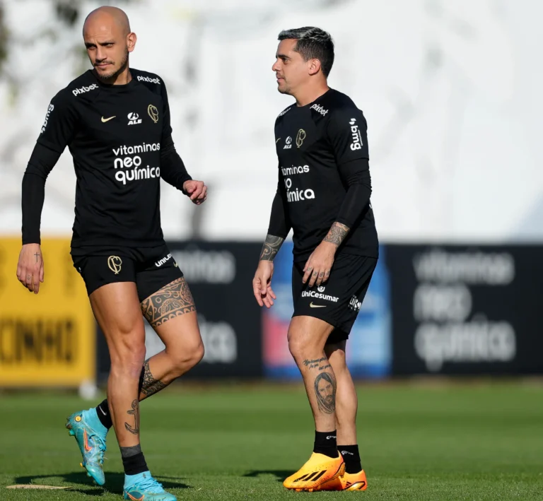 Defesa do Corinthians deve passar por reformulação em 2024; confira