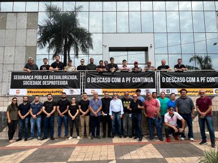 PARALISAÇÃO DIA 16  Policiais federais protestam por reestruturação de carreira