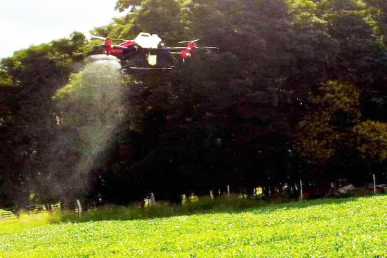 PARA PULVERIZAÇÃO:   Registro de drone no agro dispara após flexibilização de regras