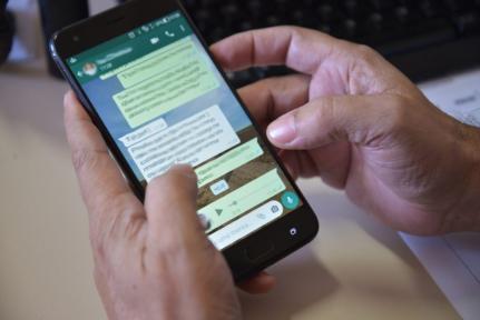 FALSA NEGOCIAÇÃO: Comprador e vendedor caem em golpe ao negociar Iphone em rede social