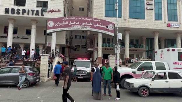 O desespero no hospital de Gaza que abriga civis em meio a bombardeios