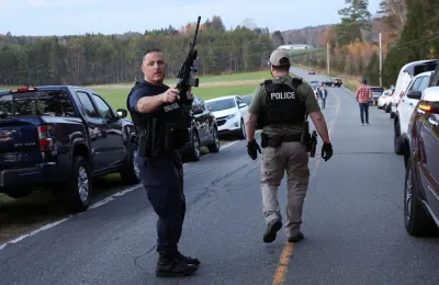 Suspeito de tiroteio em massa nos EUA é encontrado morto, dizem autoridades