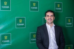 Prefeito Emanuel Pinheiro inicia mudanças no secretariado e Benedito Calix assume a PGM