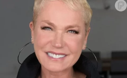 “.Xuxa destrona Gisele Bündchen e Grazi Massafera e é escolhida como uma das mulheres mais sexys do mundo aos 60 anos