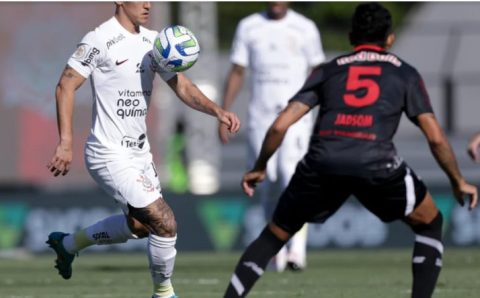 Mano admite atuação ruim contra o Bragantino e pede mais ambição ao Corinthians