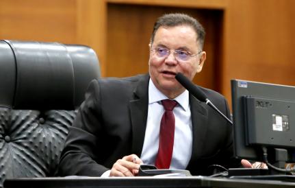 MT:  Botelho lidera na disputa para prefeito em todos cenários