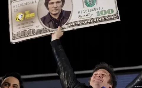 As vantagens e os riscos de uma dolarização na Argentina