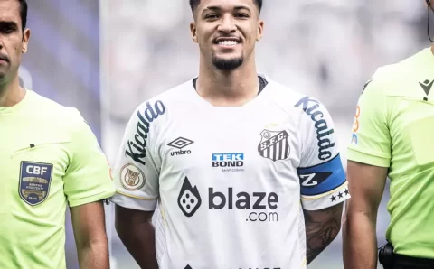 Artilheiro do Santos, Marcos Leonardo confirma conversas com clubes da Europa