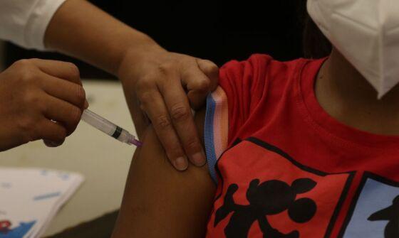 NÃO É OBRIGATÓRIA:   Governo inclui vacina contra covid no Calendário Nacional para crianças de 6 meses a 5 anos