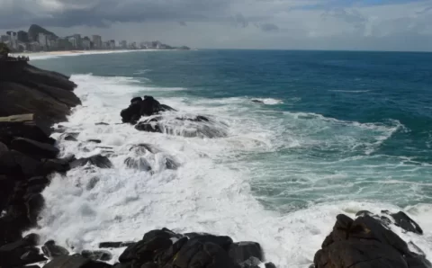Rio de Janeiro e Santos podem ser invadidas pelo mar até fim do século, segundo estudo