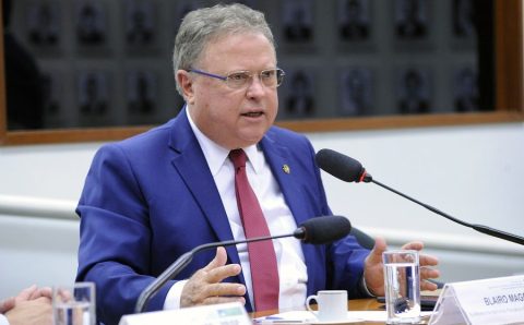 MT: Juíza nega pedido de construtora para trancar ação que pede R$ 182 milhões de ex-governador e mais sete