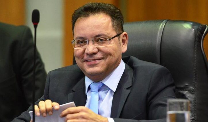 MT:   Ministro diz que não teme ‘assombração nem bicho-papão’ após atentado