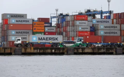 Balança comercial registra superávit de US$ 8,9 bilhões em outubro, diz ministério