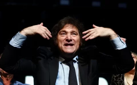 Milei busca feito que só Macri conseguiu para virar presidente da Argentina