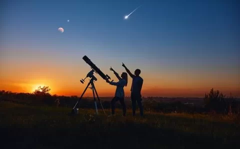 Cometa Halley atinge no sábado (9) seu ponto mais distante do Sol