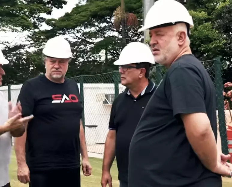 Com presença da diretoria, São Paulo prossegue com as reformas no CT durante férias do elenco