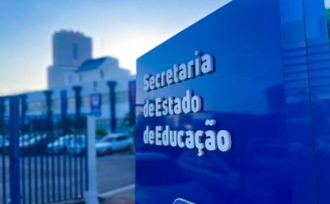 MT.   R$ 244,4 MILHÕES.     Governo de MT paga Gratificação por Resultados a servidores da Educação nesta quarta-feira