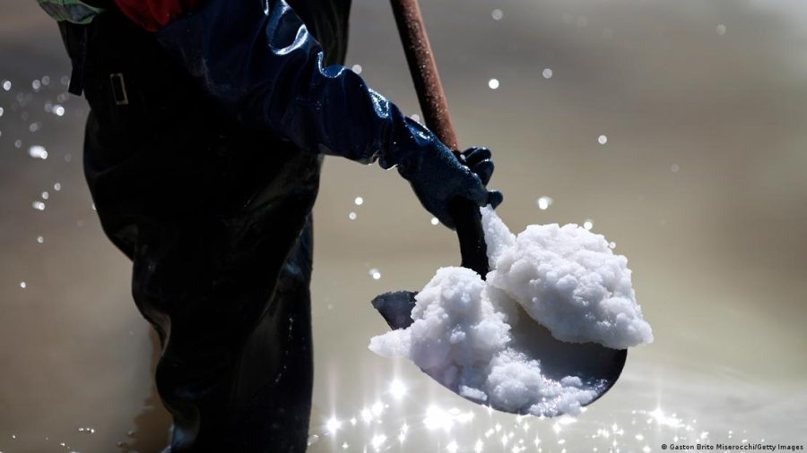 Corrida pelo lítio boliviano: Rússia e China estão à frente