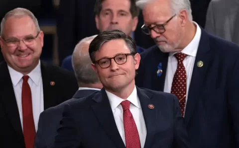 Aliado de Trump é eleito líder da Câmara dos EUA