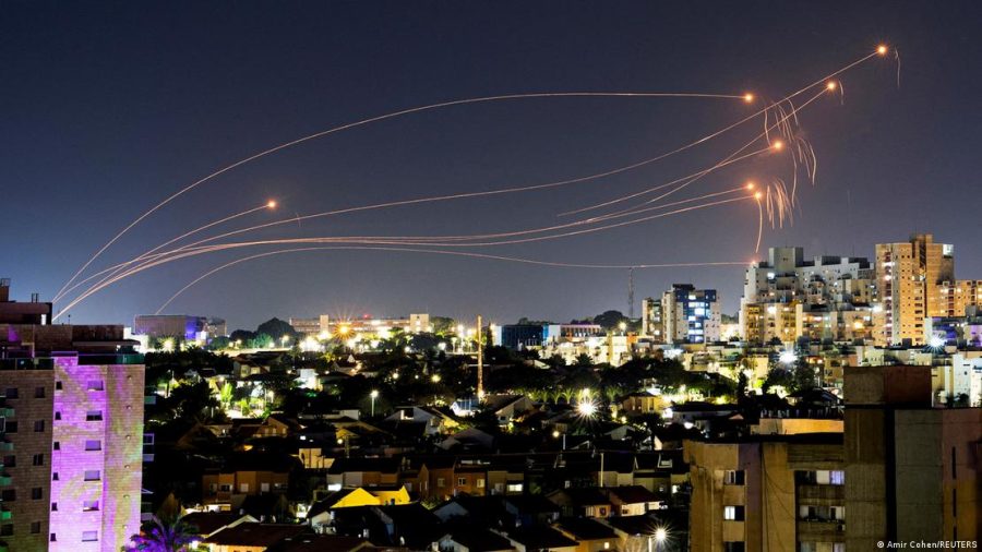 Israel bombardeia Gaza pelo segundo dia após fim da trégua